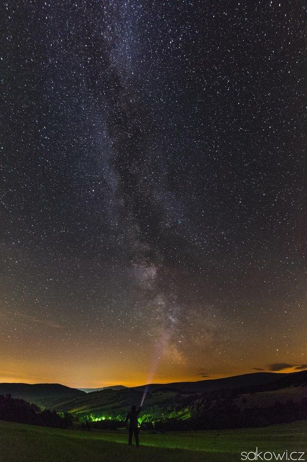 With head in the stars
